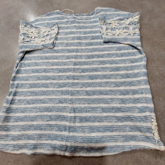 STYLE&CO. Blue/White Striped Knit Top w/Crochet Lace - XS - Picture 9 of 9